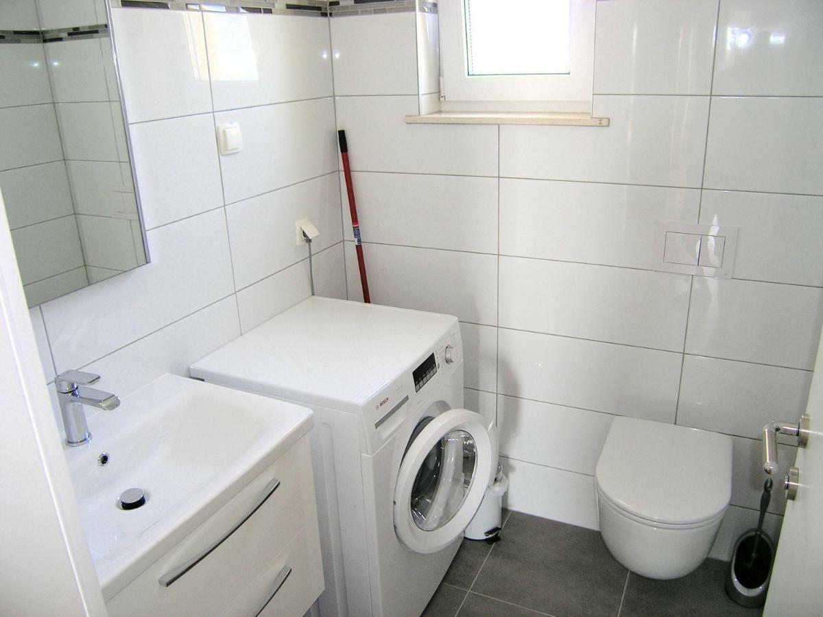 Apartmani Krajinovic Крк Экстерьер фото