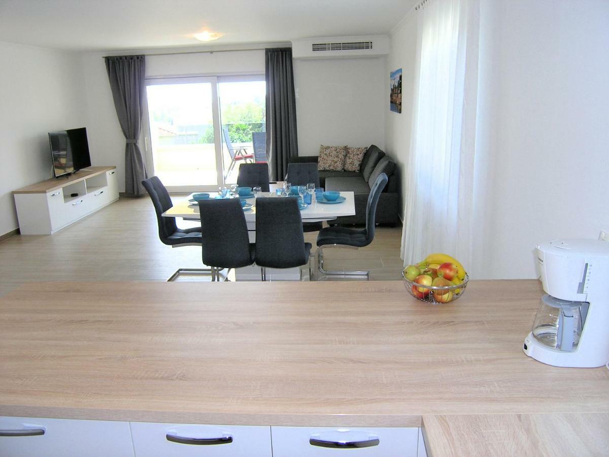 Apartmani Krajinovic Крк Экстерьер фото