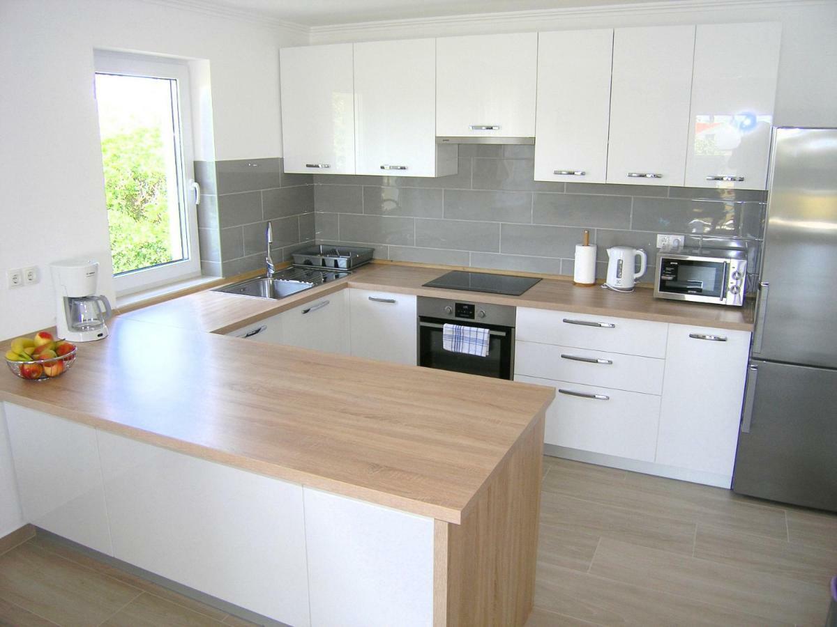 Apartmani Krajinovic Крк Экстерьер фото